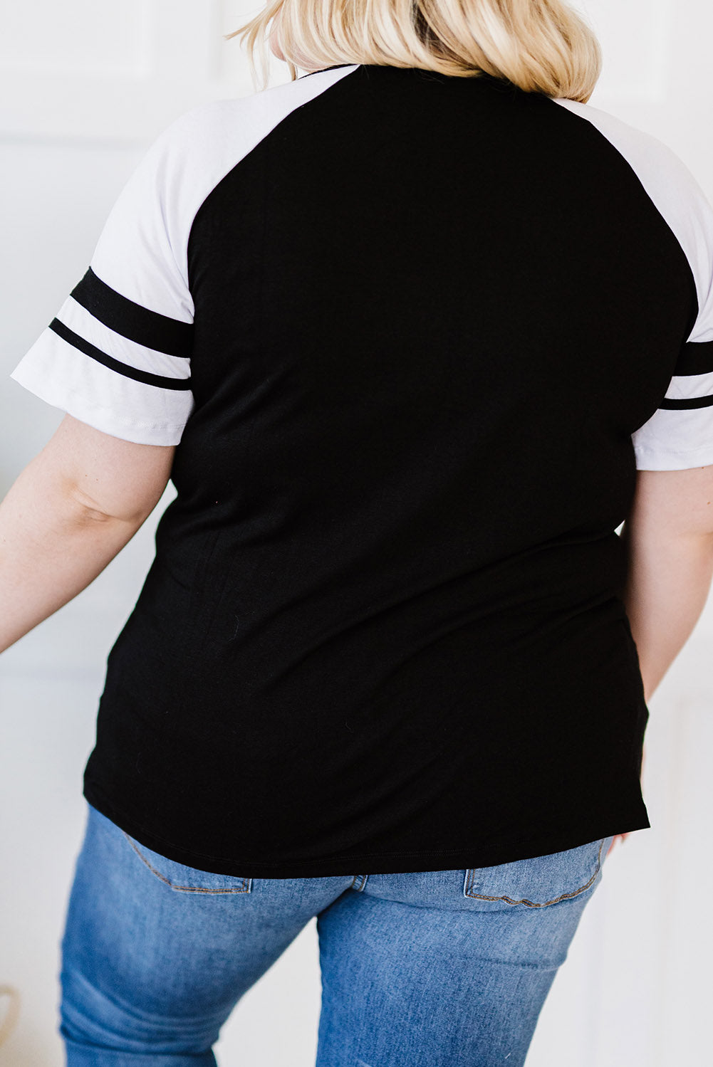 Black Crisscross V Neck Raglan Sleeve Plus Size Tee