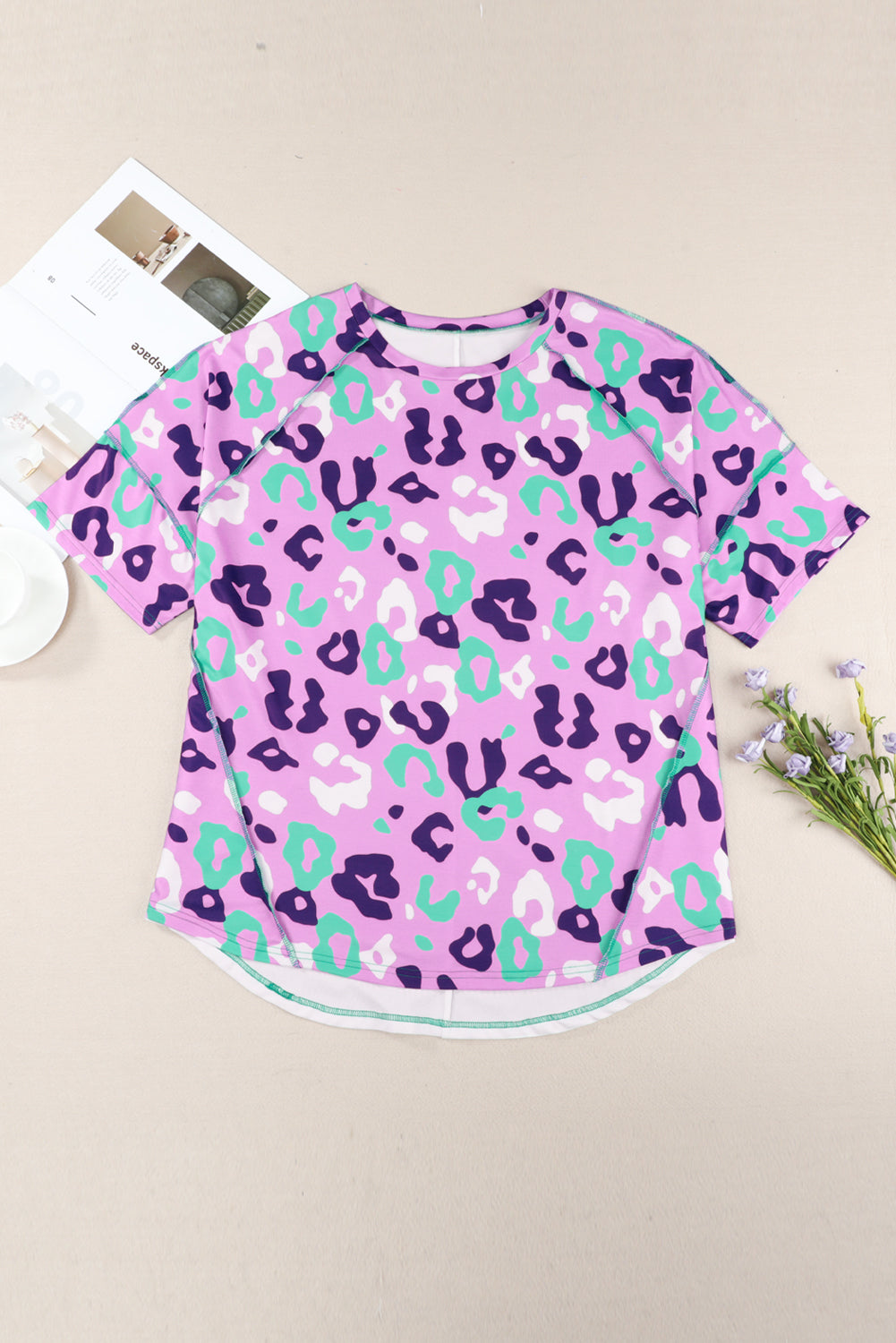 Purple Leopard Kiss Print Plus Size Short Sleeve Tee