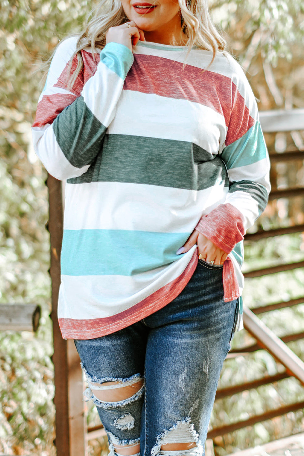 Green Plus Size Colorblock Pullover Top