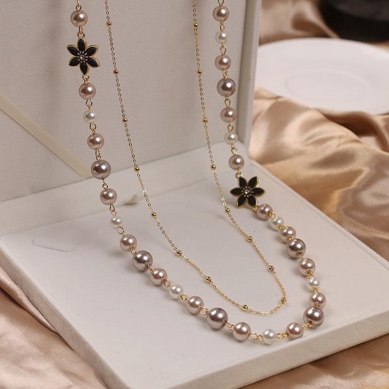 Classic Style Pearl Flower Sweater Chain