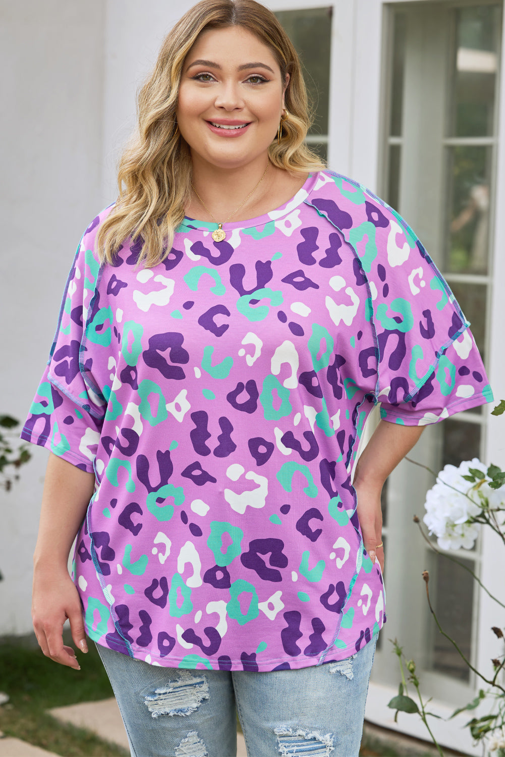 Purple Leopard Kiss Print Plus Size Short Sleeve Tee